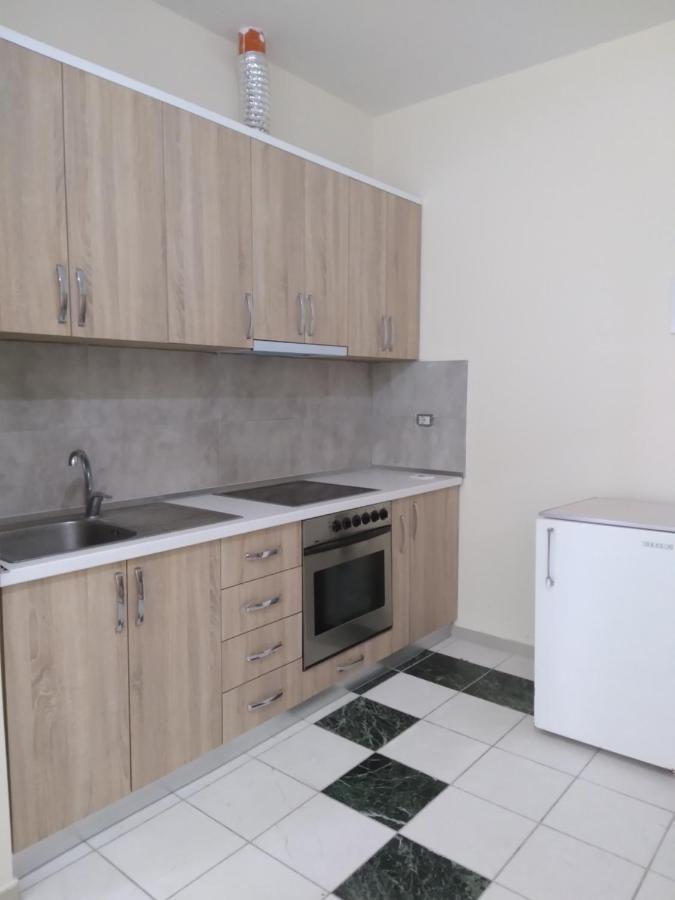 טיראנה Bajovah Apartments & Restaurant מראה חיצוני תמונה