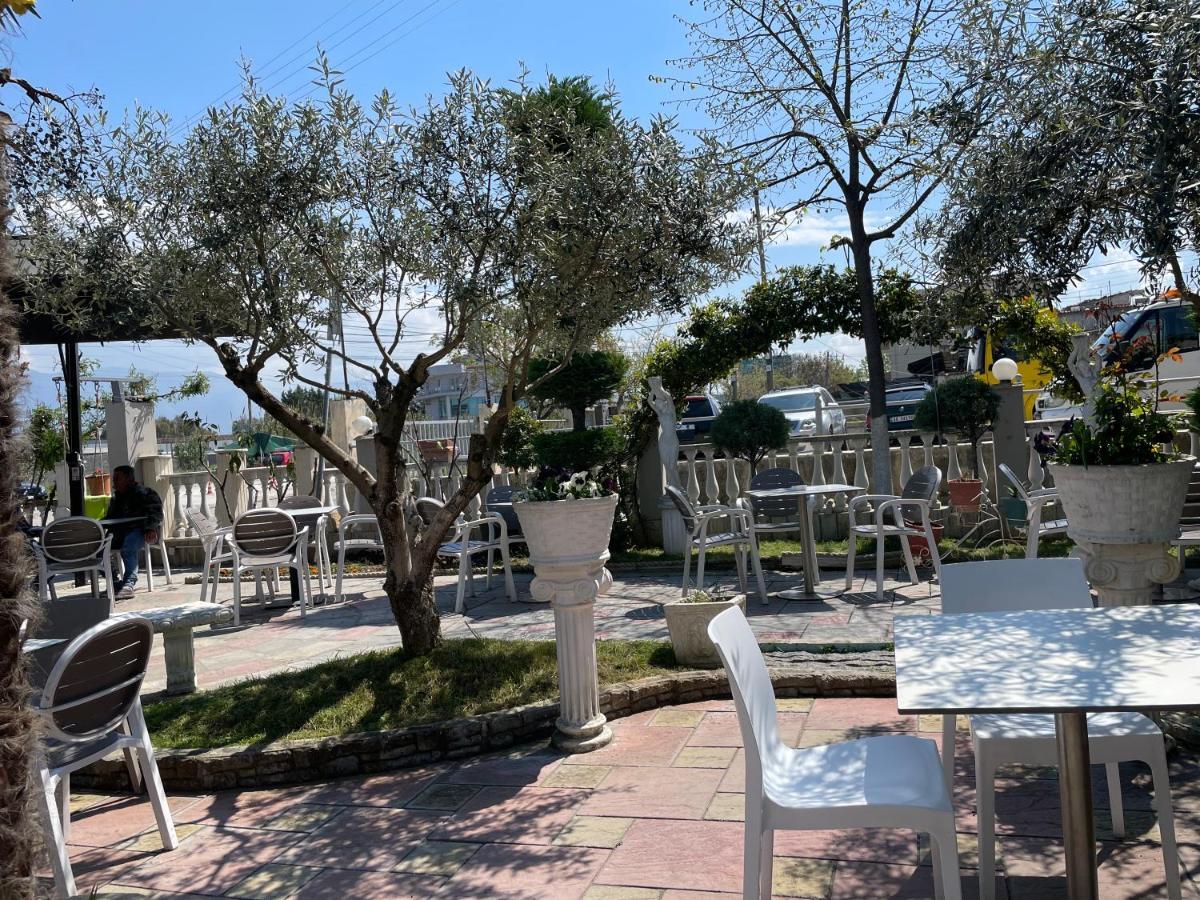טיראנה Bajovah Apartments & Restaurant מראה חיצוני תמונה