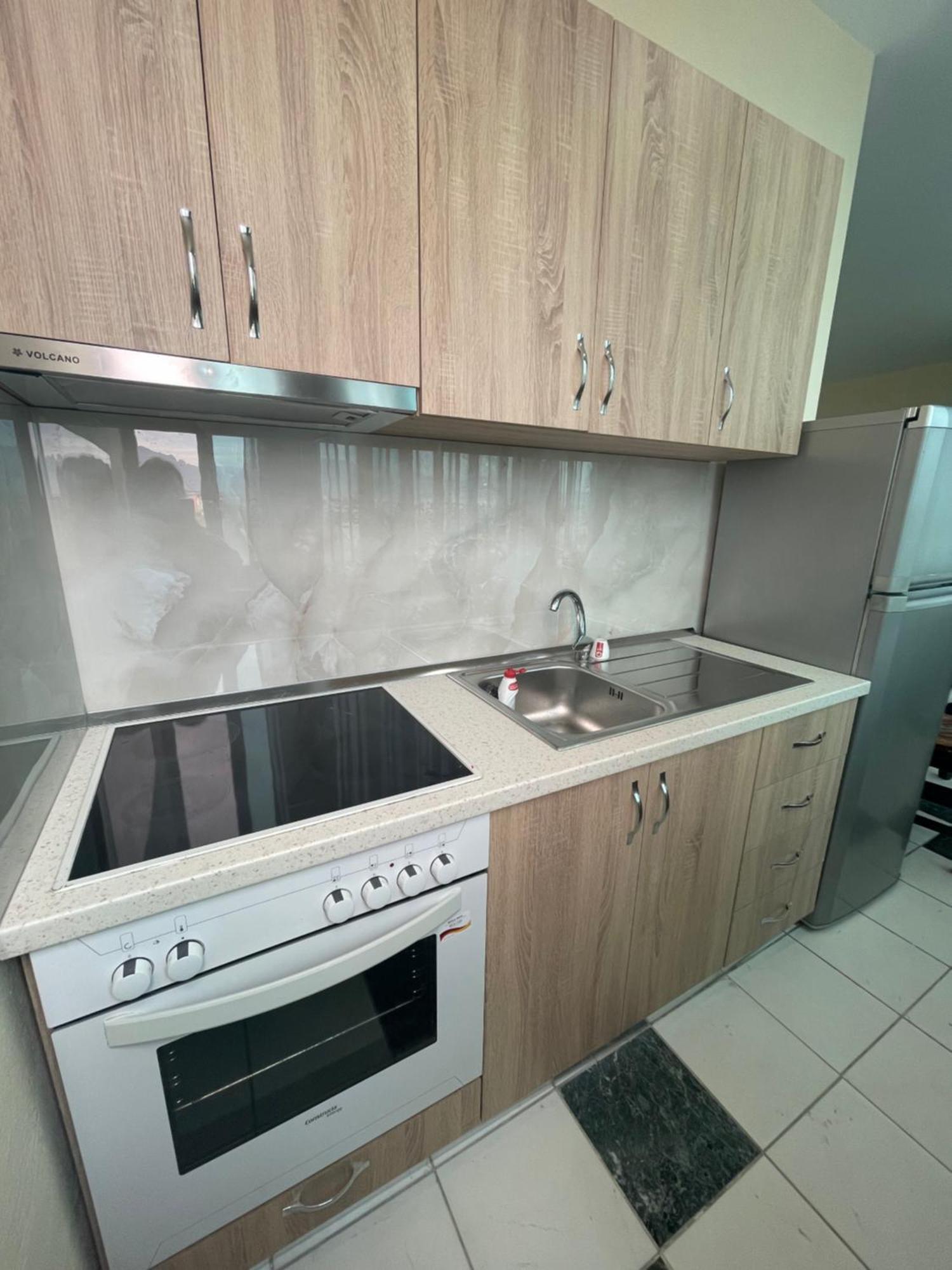 טיראנה Bajovah Apartments & Restaurant מראה חיצוני תמונה