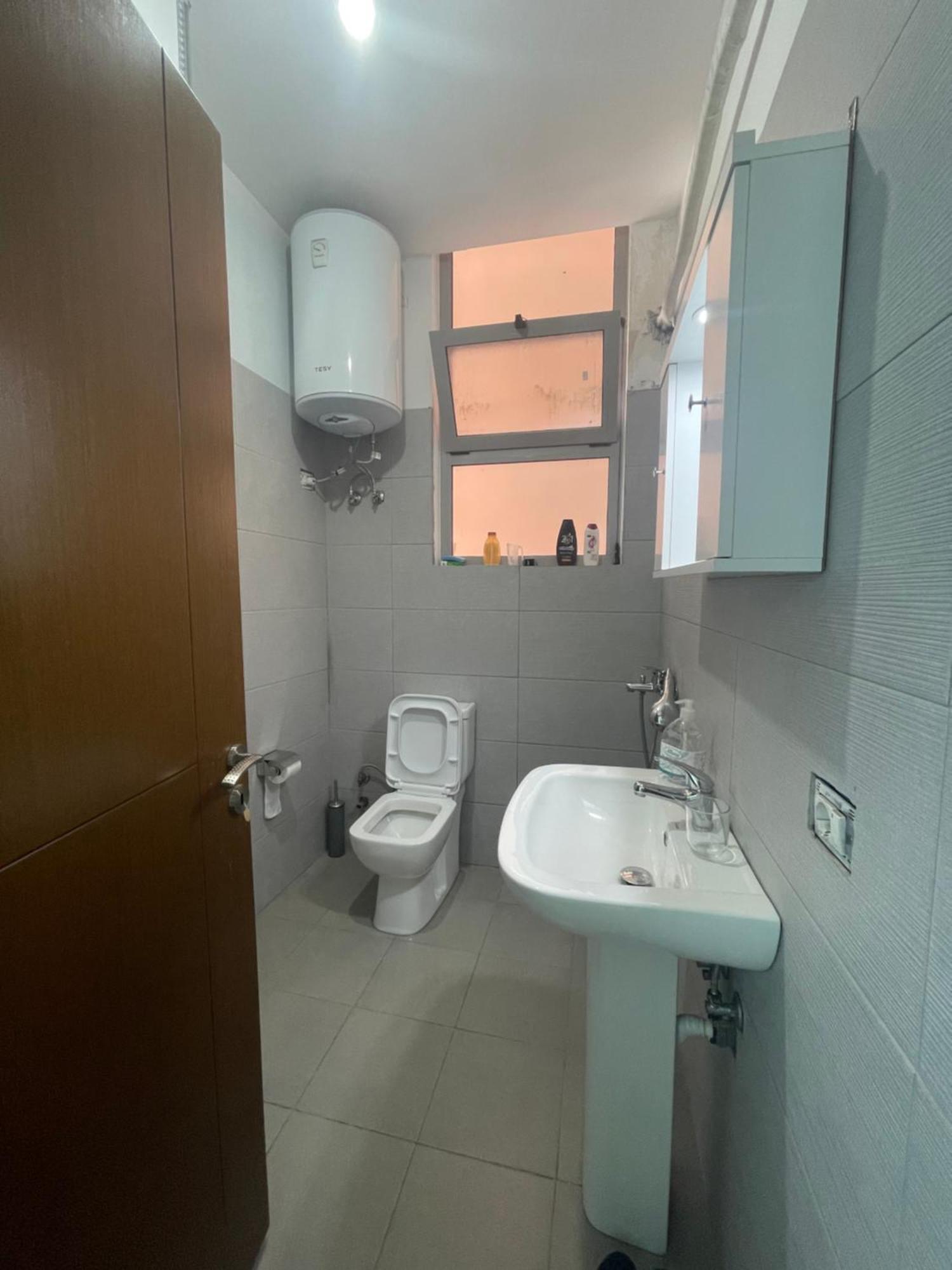 טיראנה Bajovah Apartments & Restaurant מראה חיצוני תמונה