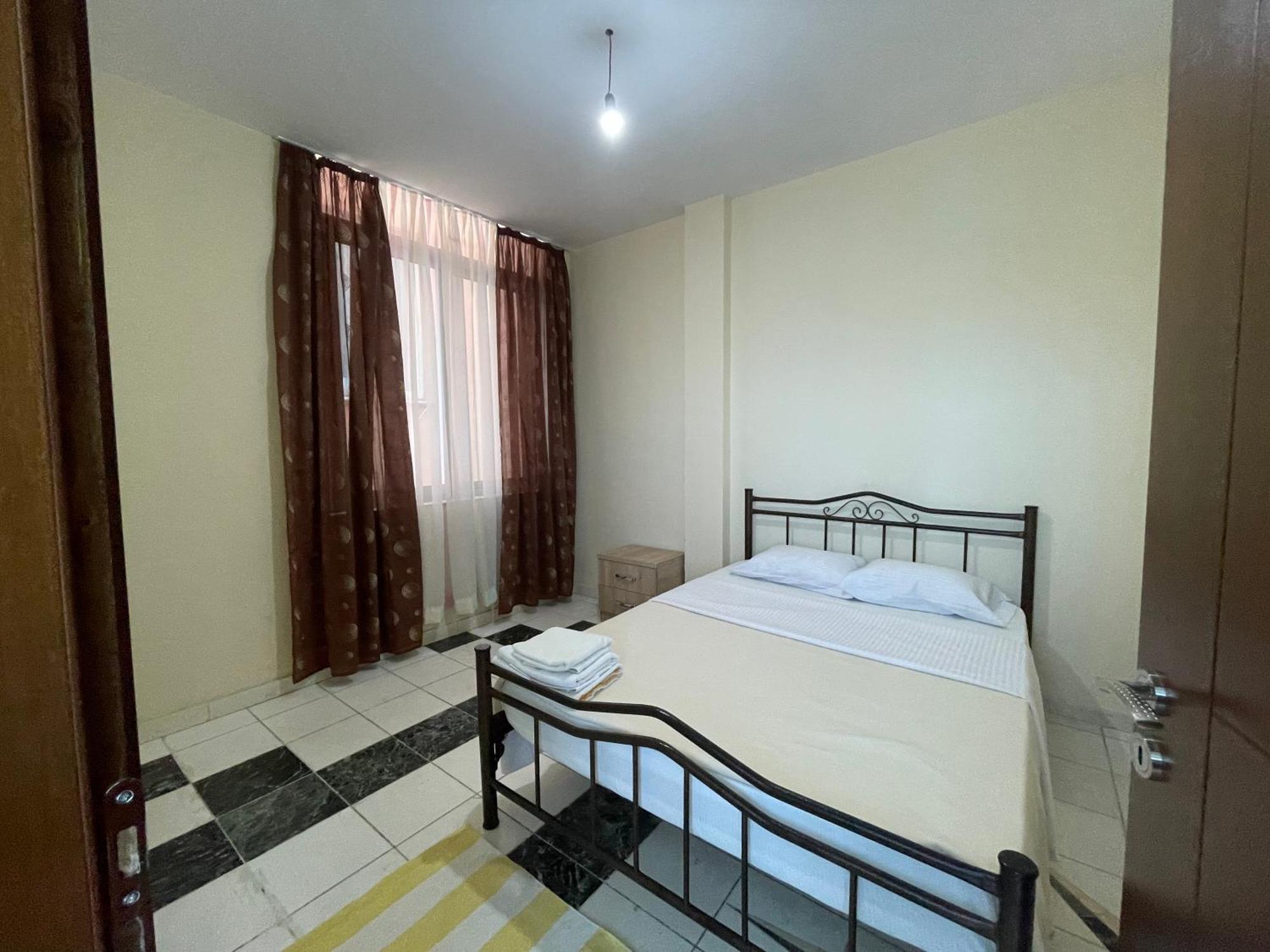 טיראנה Bajovah Apartments & Restaurant מראה חיצוני תמונה