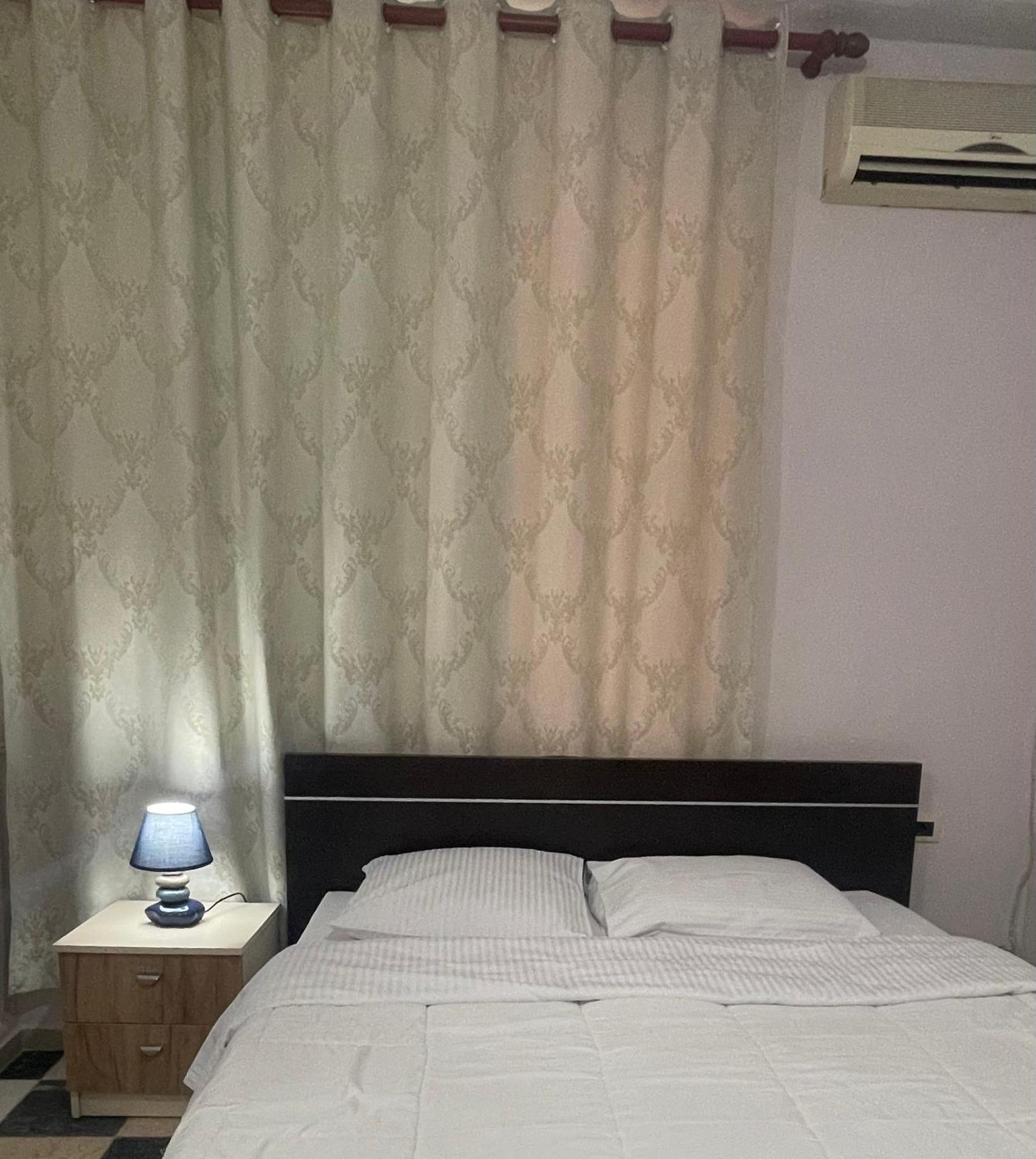 טיראנה Bajovah Apartments & Restaurant מראה חיצוני תמונה